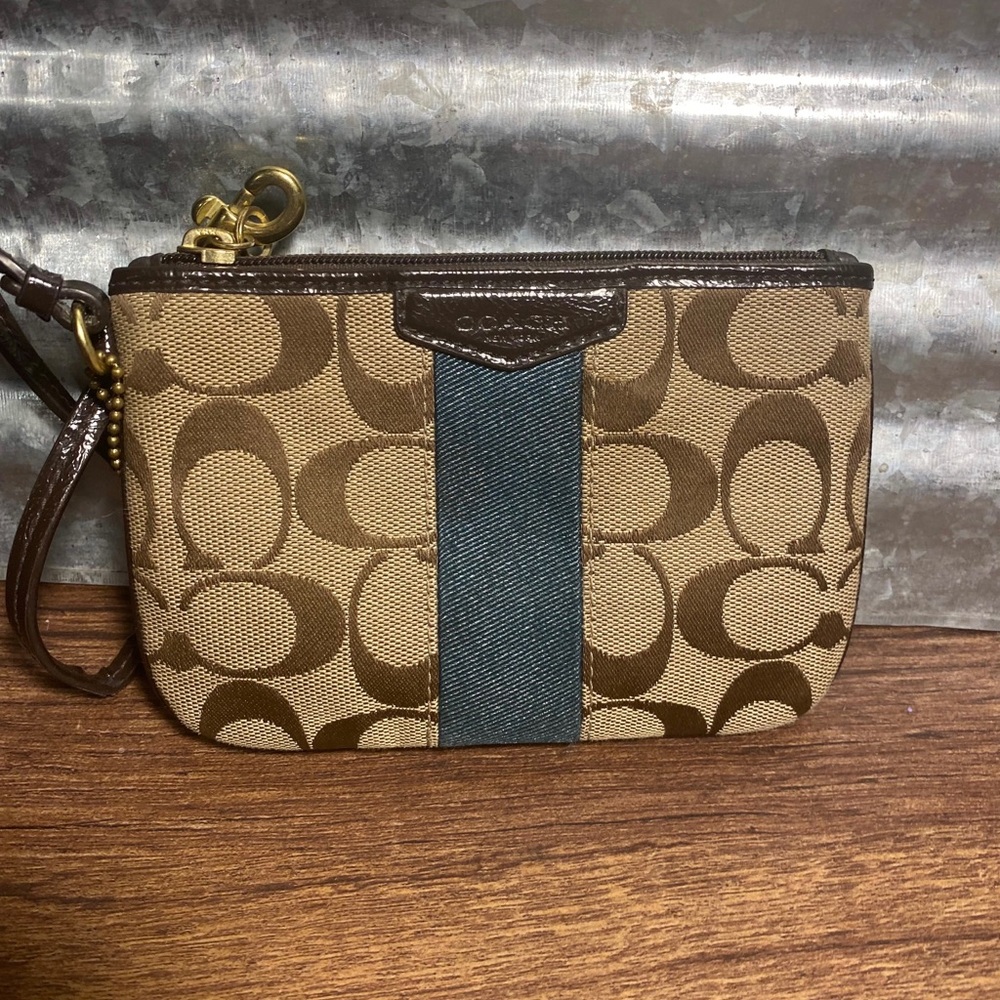 Coach Corner Zip Wristlet
